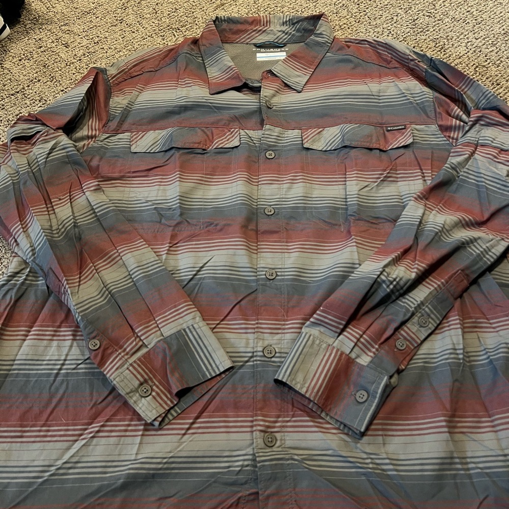 Columbia Red and Gray Casual Button Down Shirt